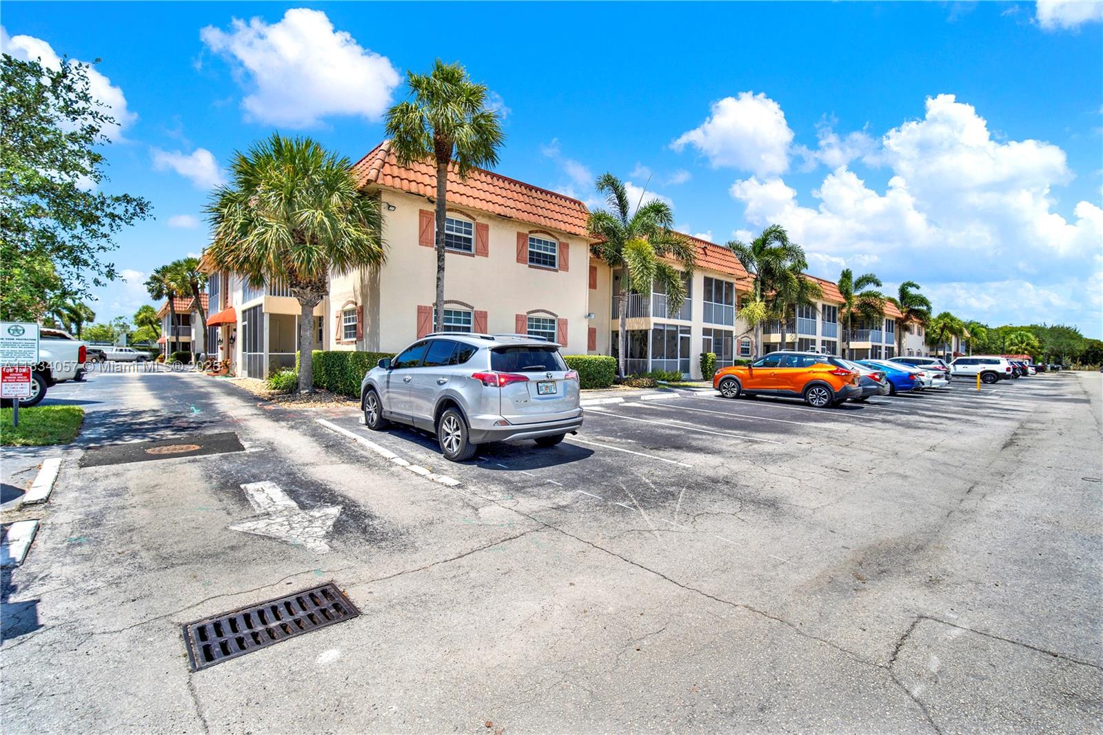 101 E Mcnab Rd 232