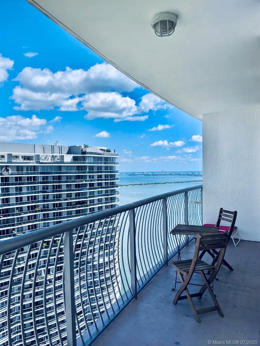 Beautiful penthouse unit in sought after Edgewater area. Enjoy great views of Biscayne Bay, City and Margaret Pace Park from the 55th floor. Unit white tile flooring throughout, large terrace, spacious kitchen with stainless steel appliances. Amenities include: Mini Market, Business Center, Media Room, Beauty Salon, Dry Cleaners, Heated pool, Lounge Area, Gym and Club Room. Rent includes water, basic cable/internet as per association. Pets ok up to 50 pounds. Freshly painted and easy to show