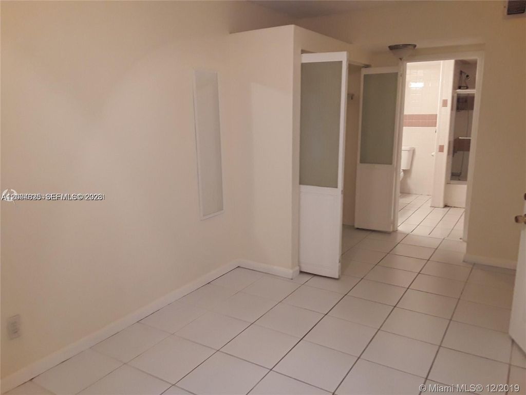 Photo of 1934 Rodman St #REAR UNIT, Hollywood, FL 33020 (MLS # A12004825)