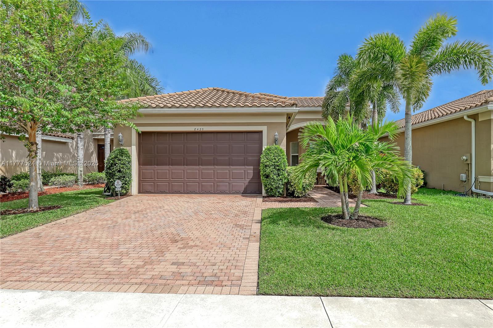 TRAILS AT CANYON 1 - Residential