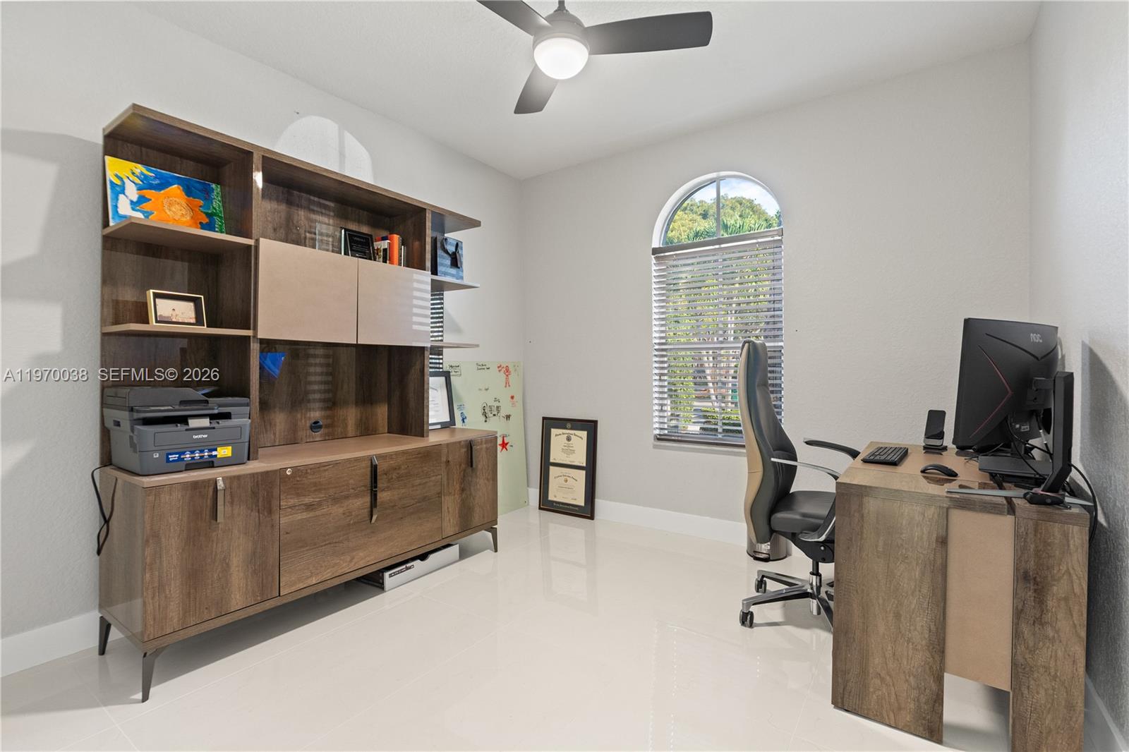 ISLANDS AT DORAL NORTHWES - Residential