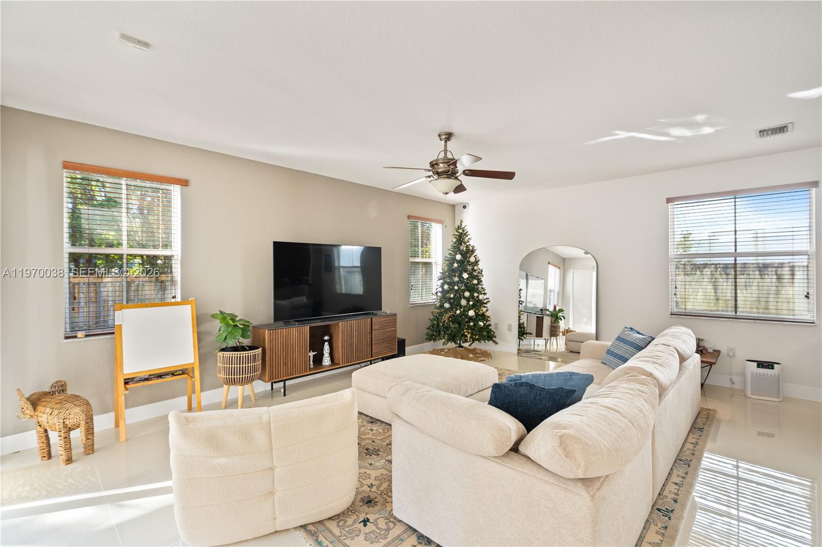 ISLANDS AT DORAL NORTHWES - Residential