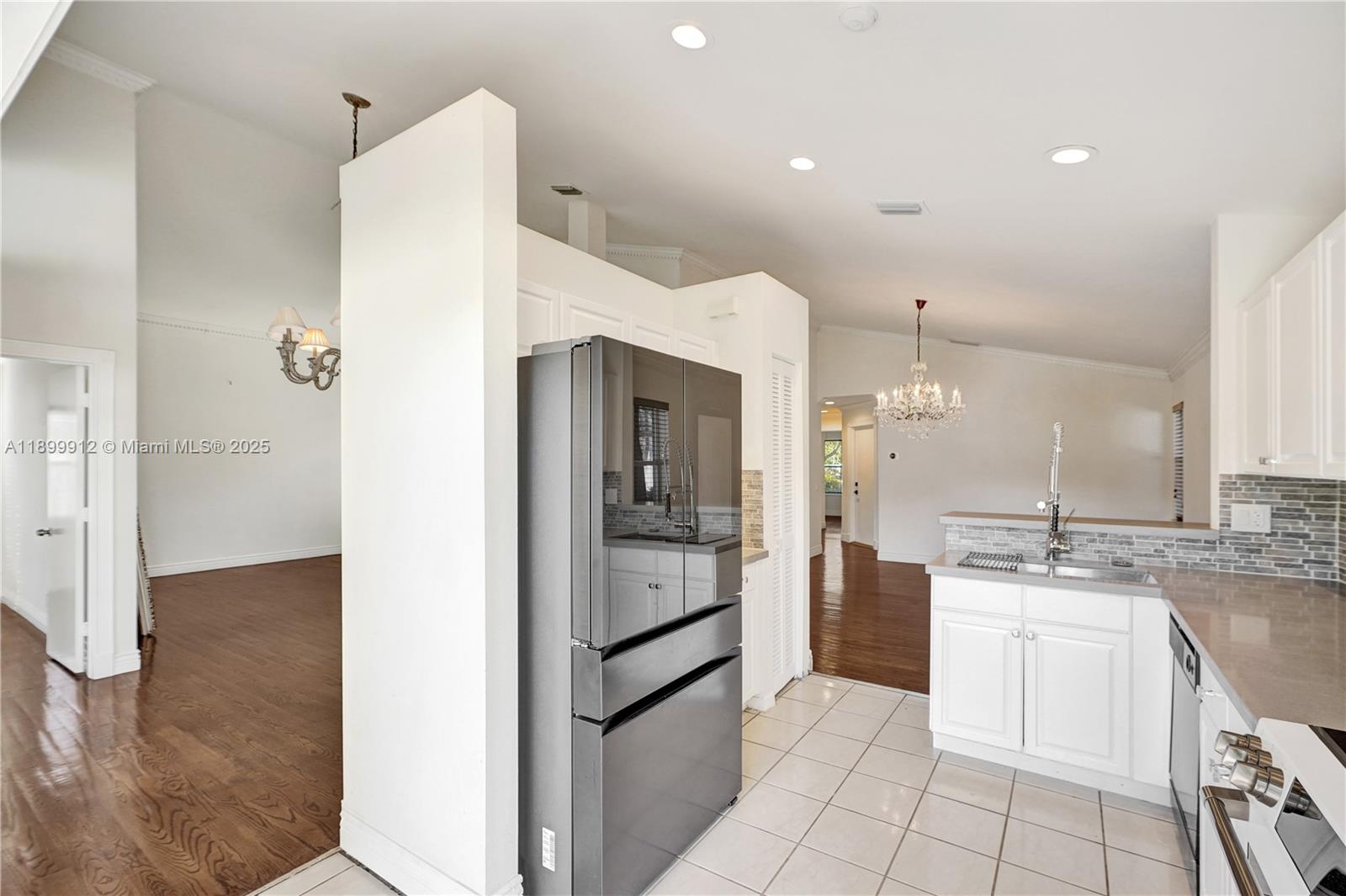 SECTOR 4 NORTH - Residential Lease