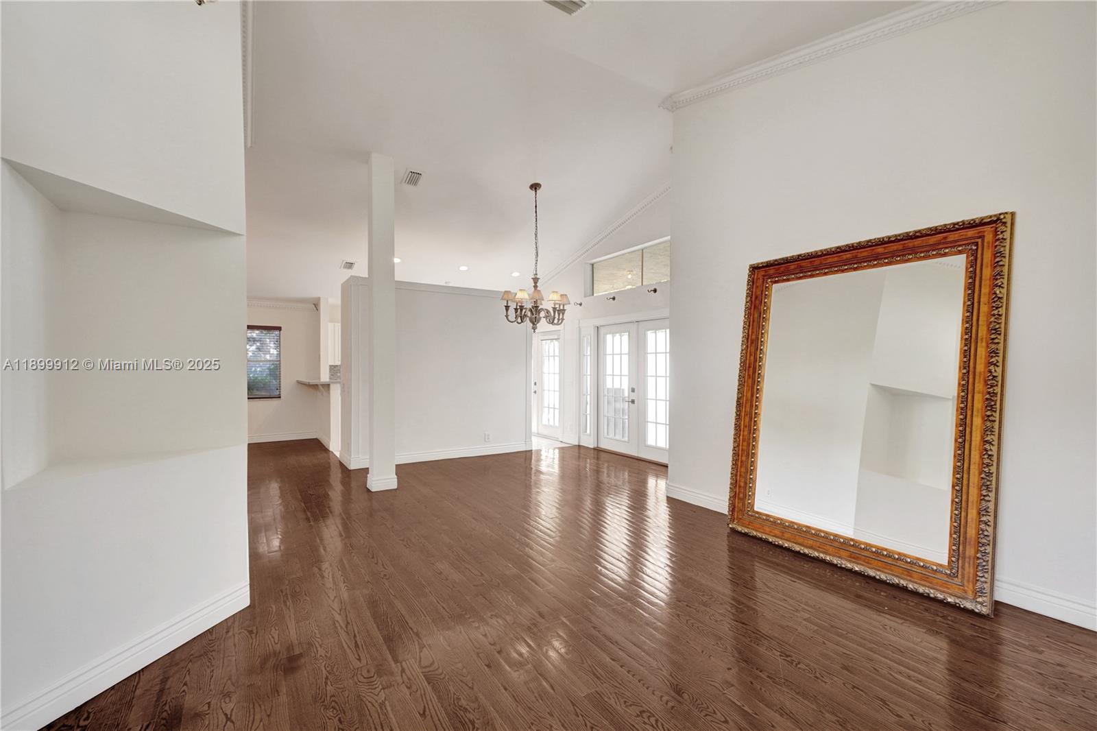 SECTOR 4 NORTH - Residential Lease