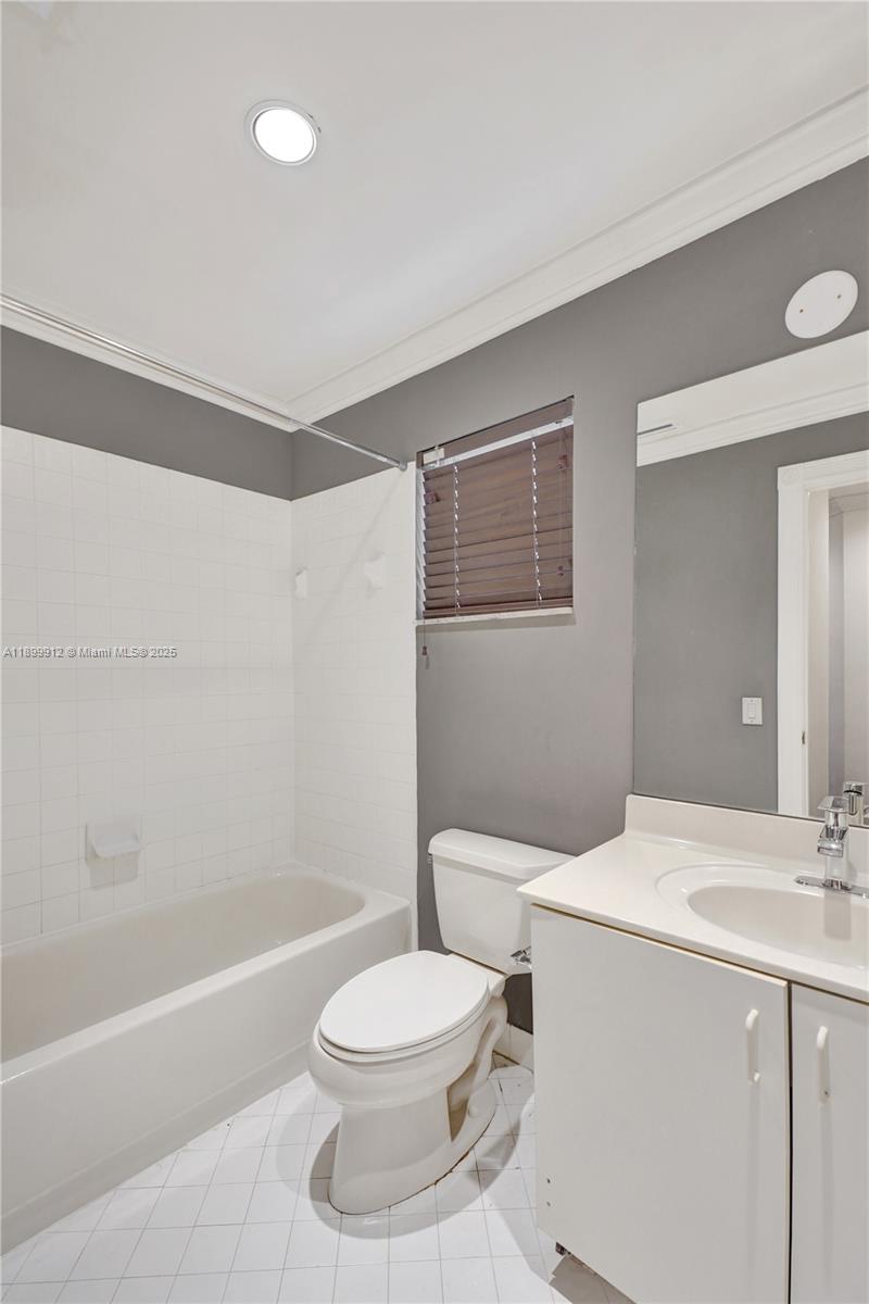 SECTOR 4 NORTH - Residential Lease