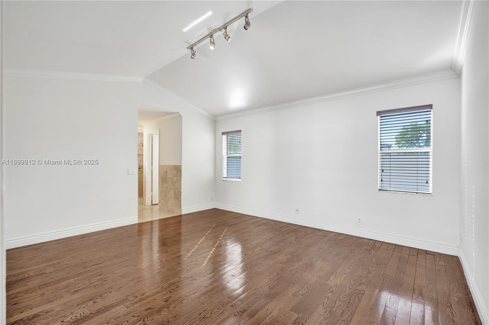 SECTOR 4 NORTH - Residential Lease