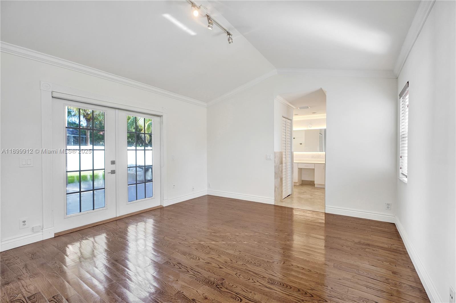 SECTOR 4 NORTH - Residential Lease