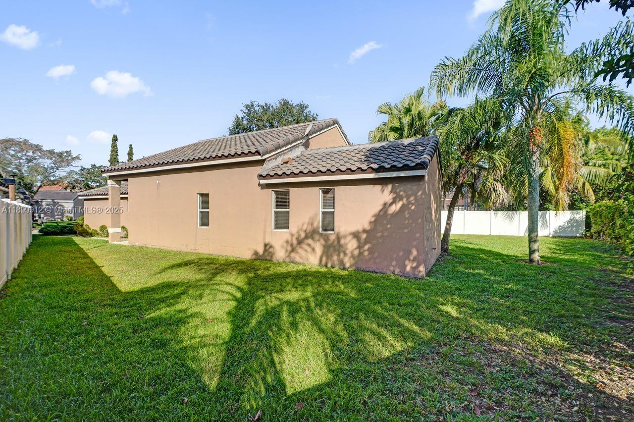 SECTOR 4 NORTH - Residential Lease