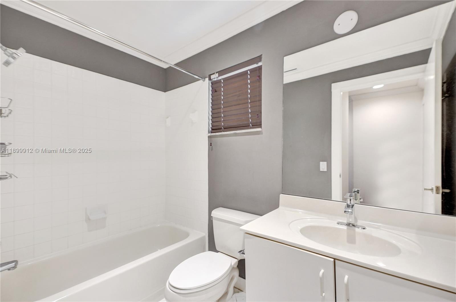 SECTOR 4 NORTH - Residential Lease