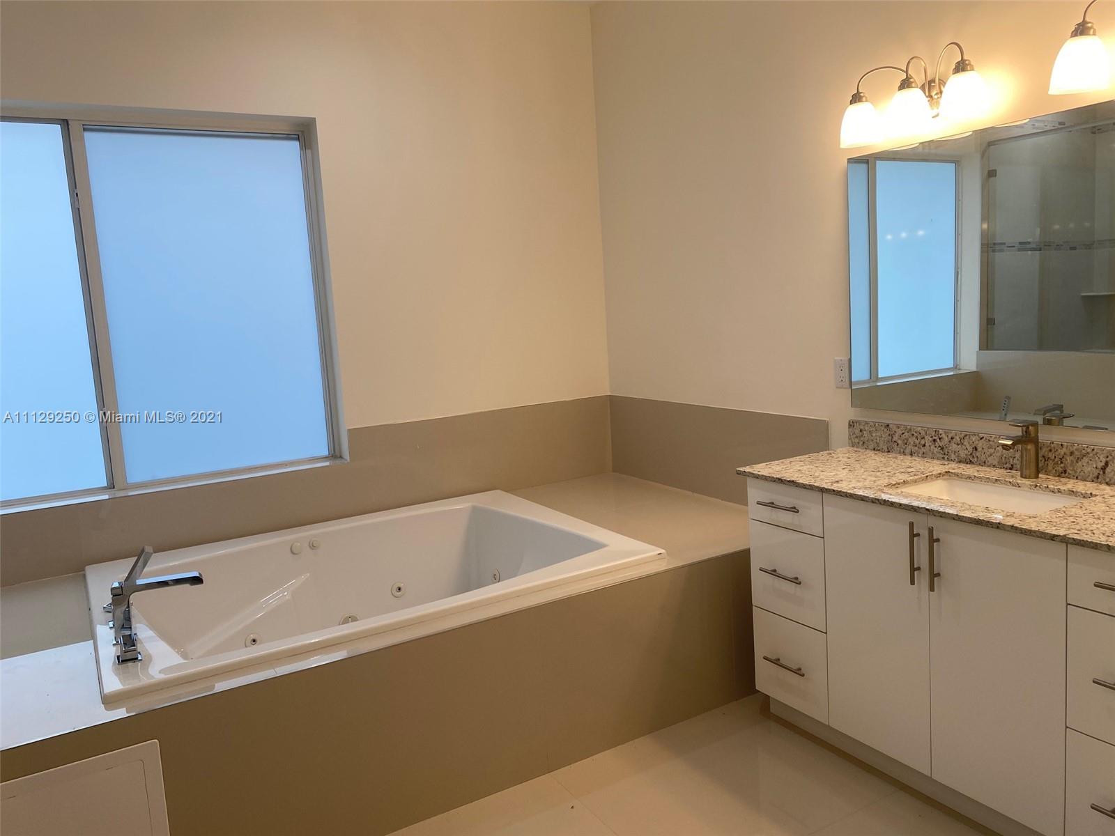 DAVIE GARDEN ESTATES - Residential Lease
