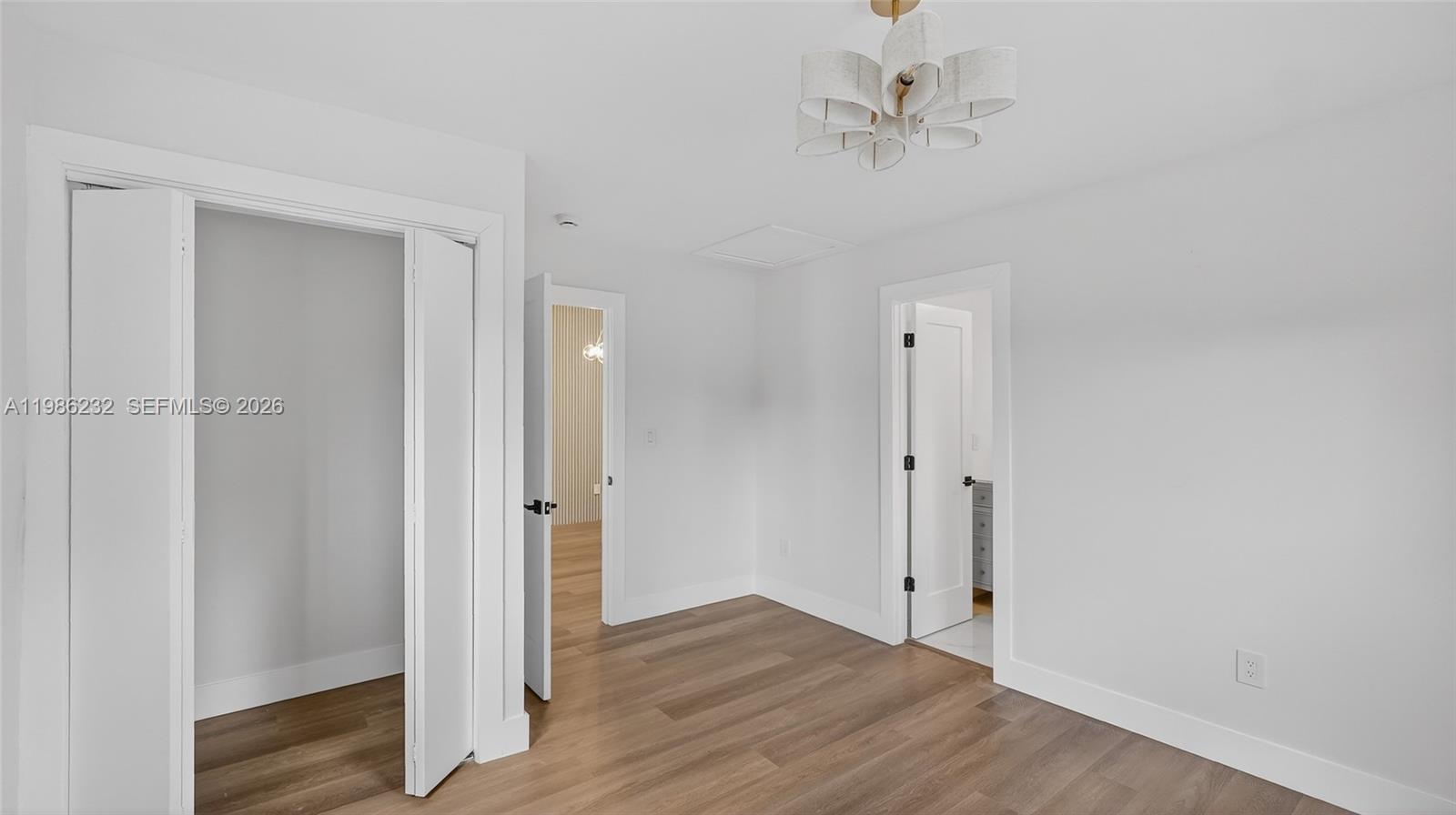 CORAL NOOK - Residential