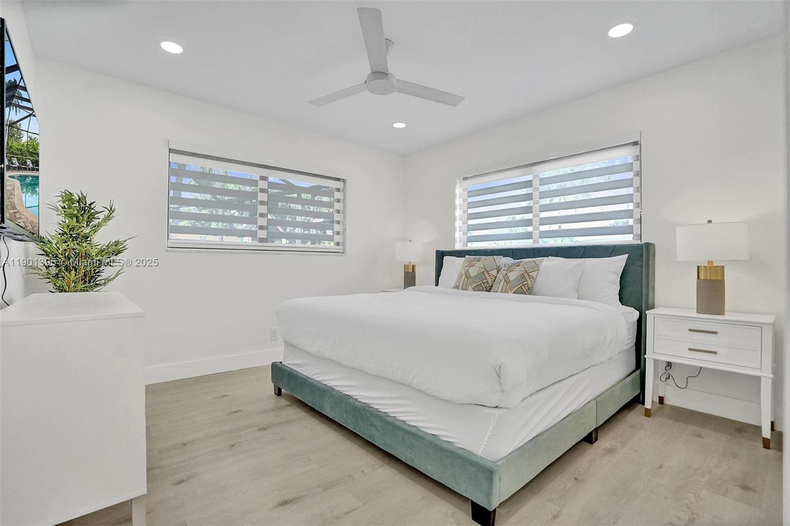 HOLLYWOOD LAKES SECTION - Residential Lease