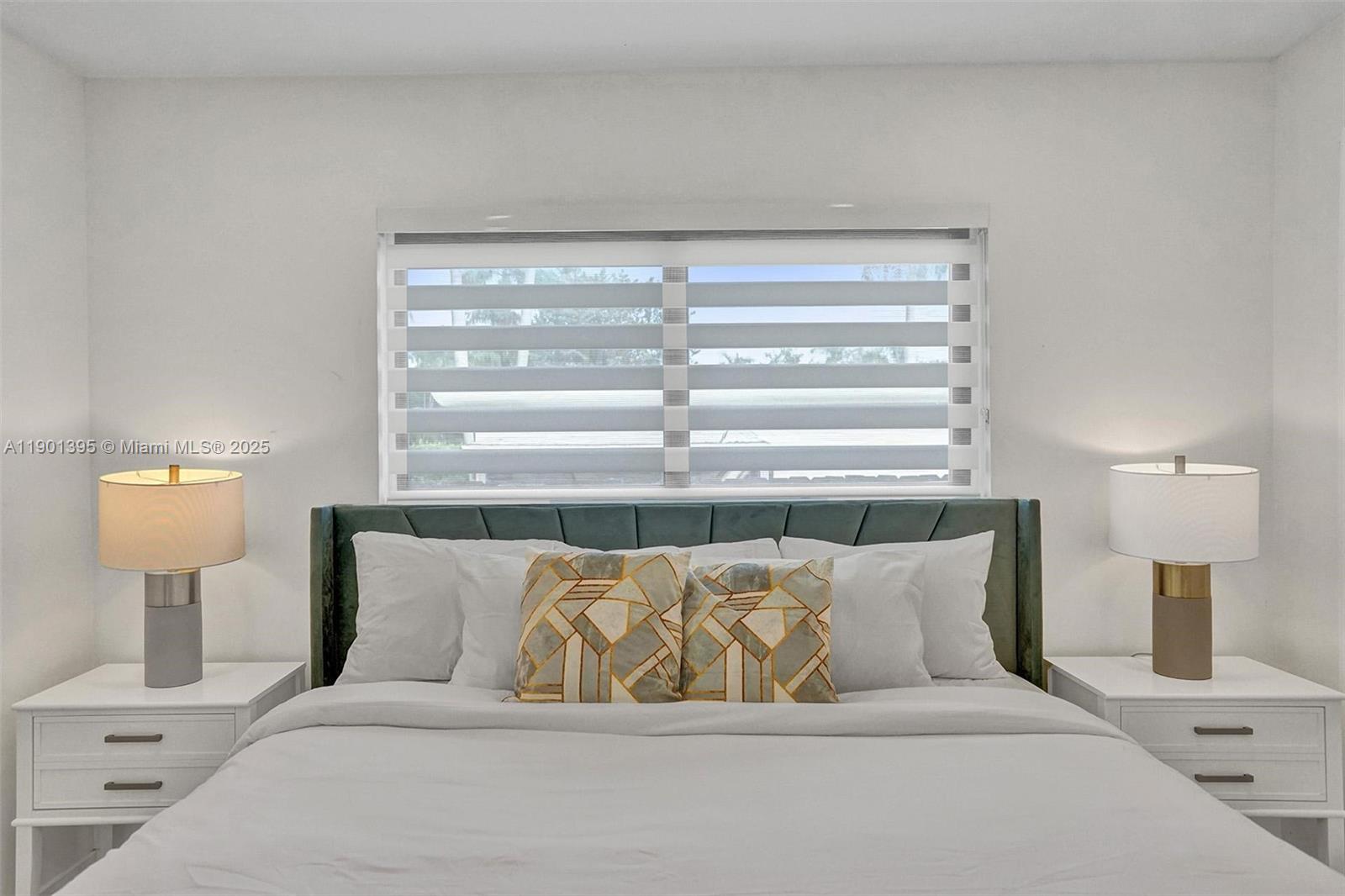 HOLLYWOOD LAKES SECTION - Residential Lease