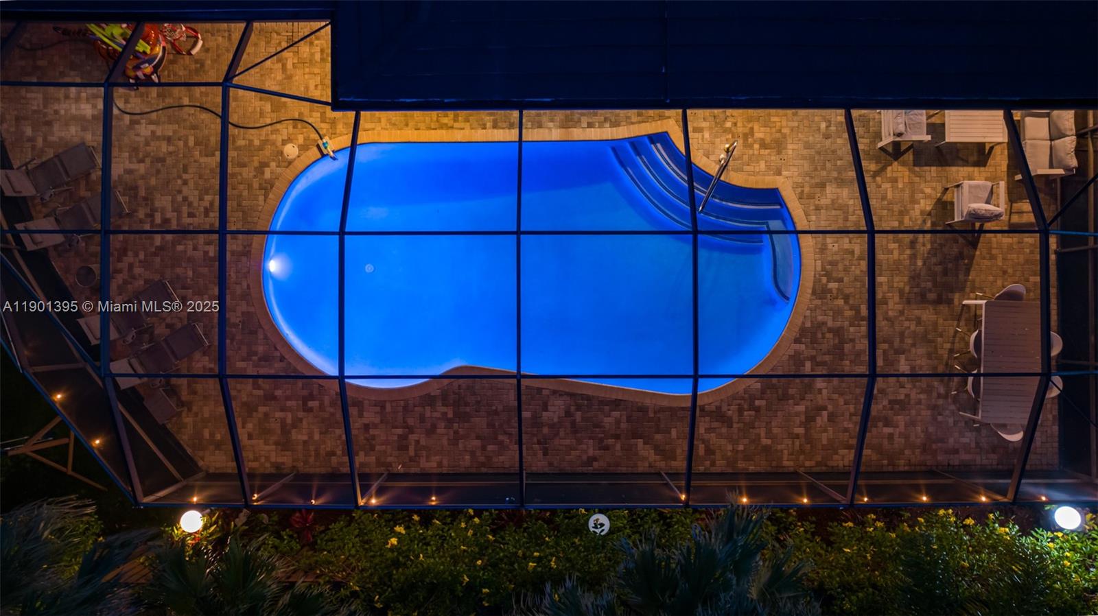 HOLLYWOOD LAKES SECTION - Residential Lease