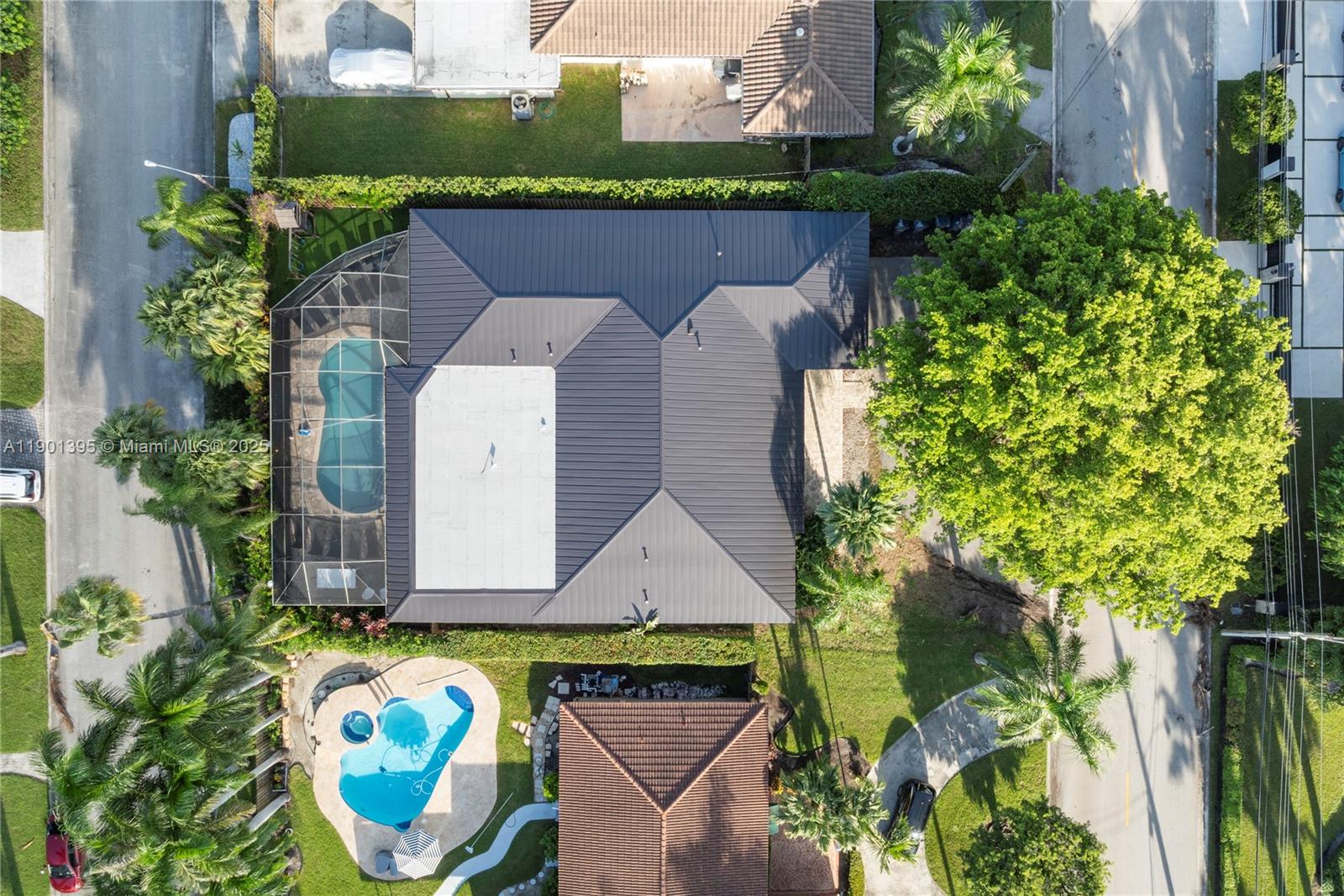 HOLLYWOOD LAKES SECTION - Residential Lease