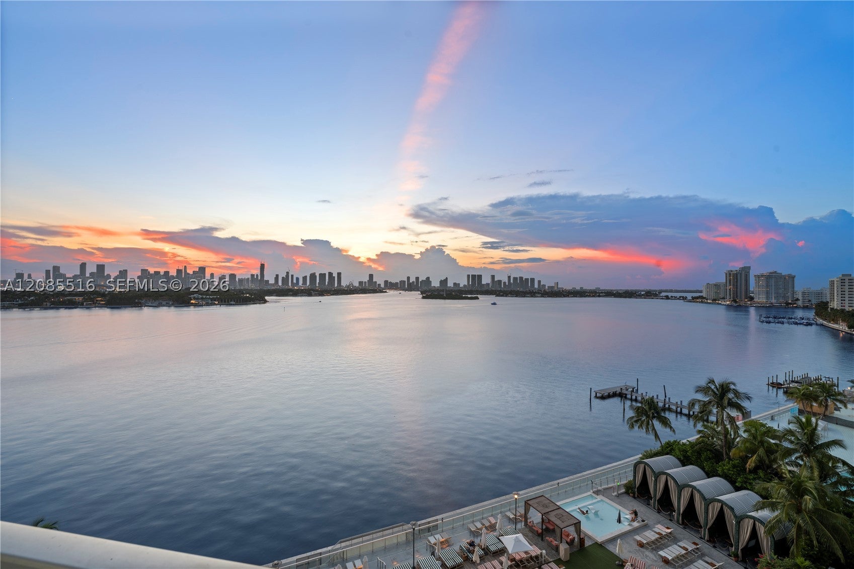 1100 West Ave 1020