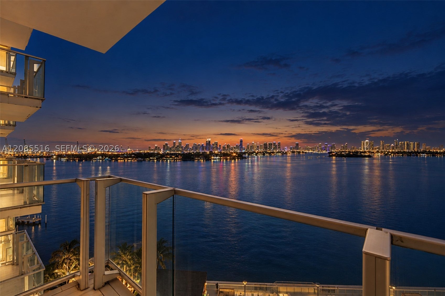 1100 West Ave 1020