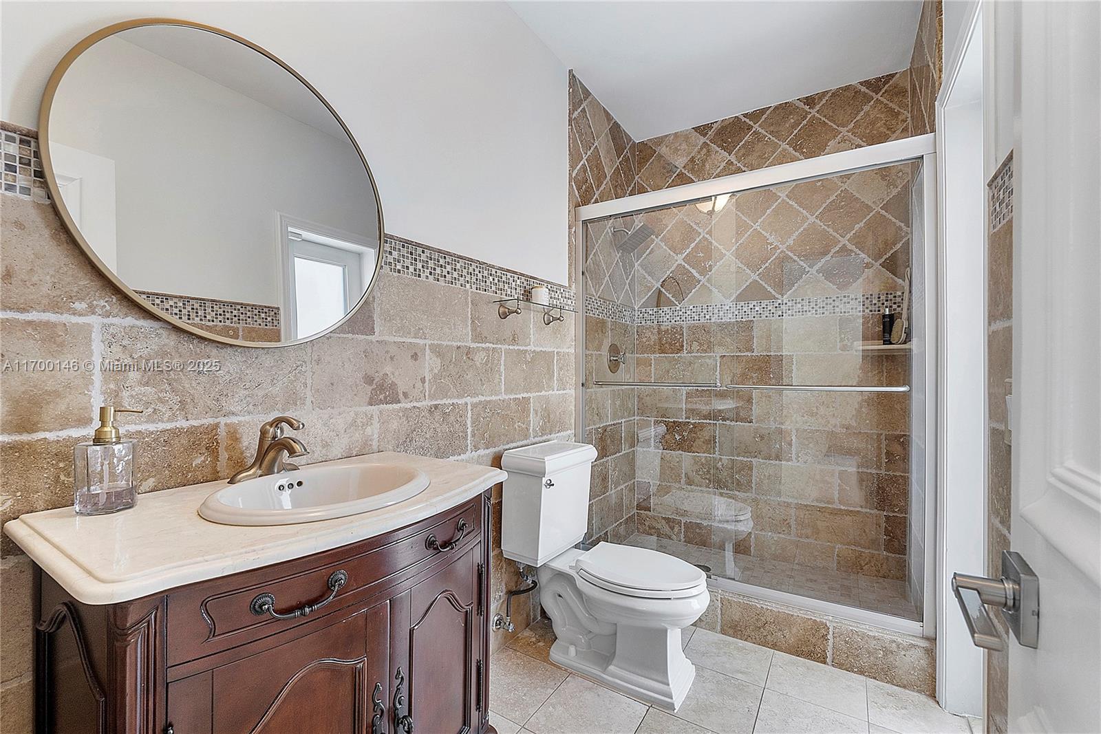 CORAL KEY VILLAS 6TH SEC - Residential