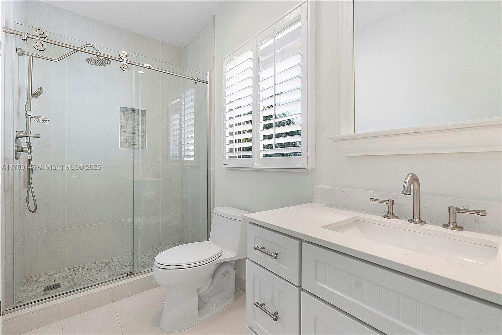 CORAL KEY VILLAS 6TH SEC - Residential