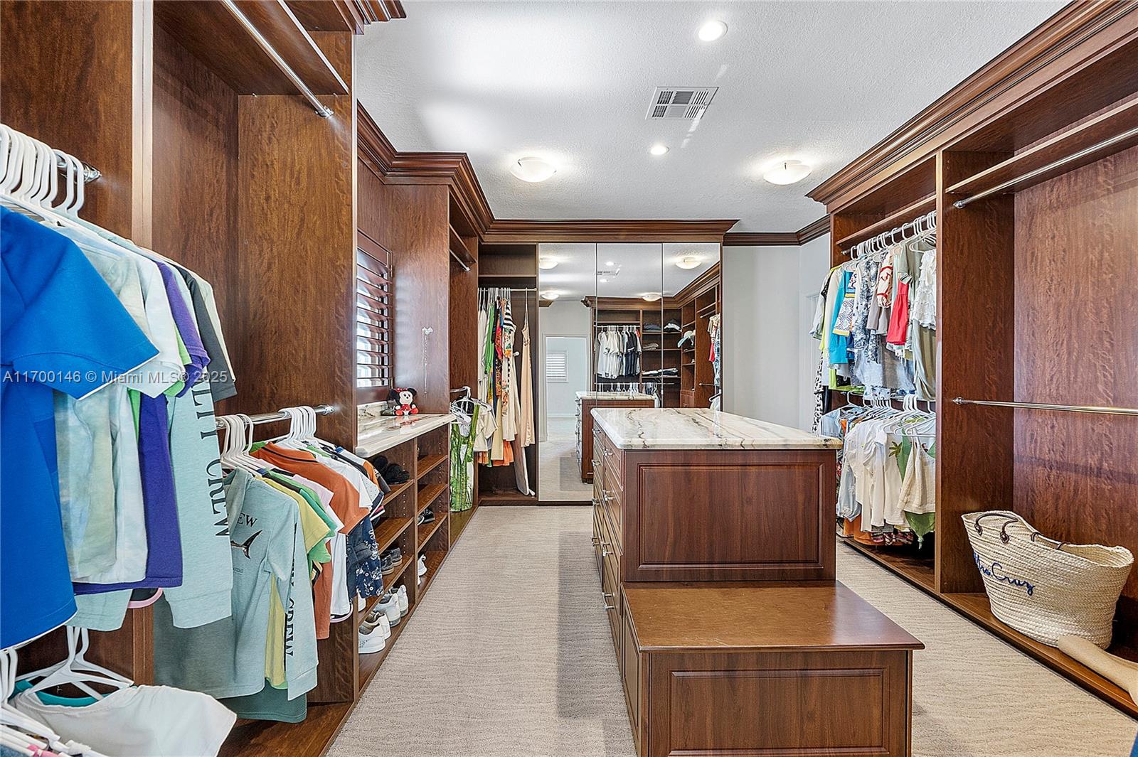 CORAL KEY VILLAS 6TH SEC - Residential