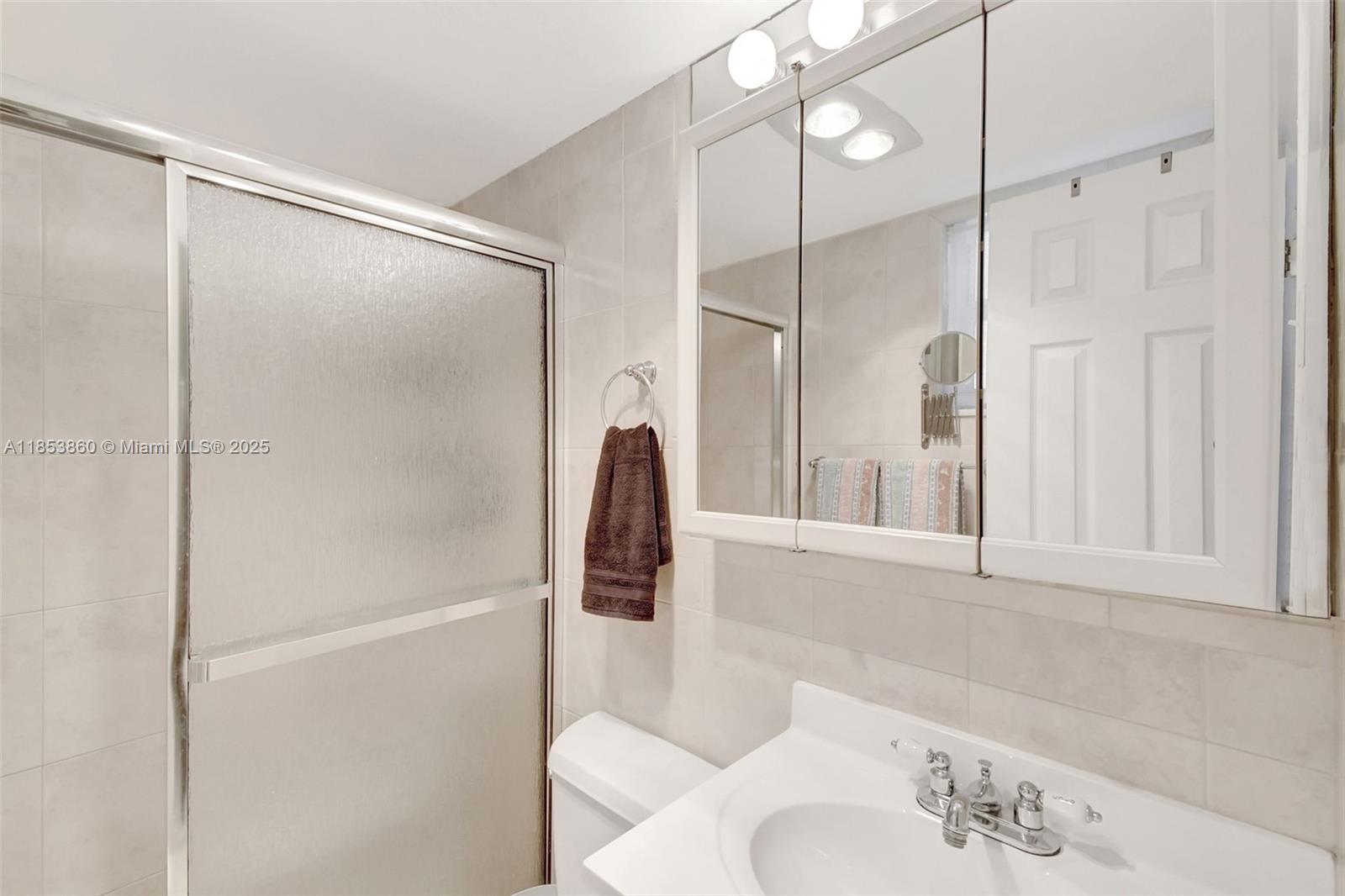 STAR PARADISE CONDO - Residential