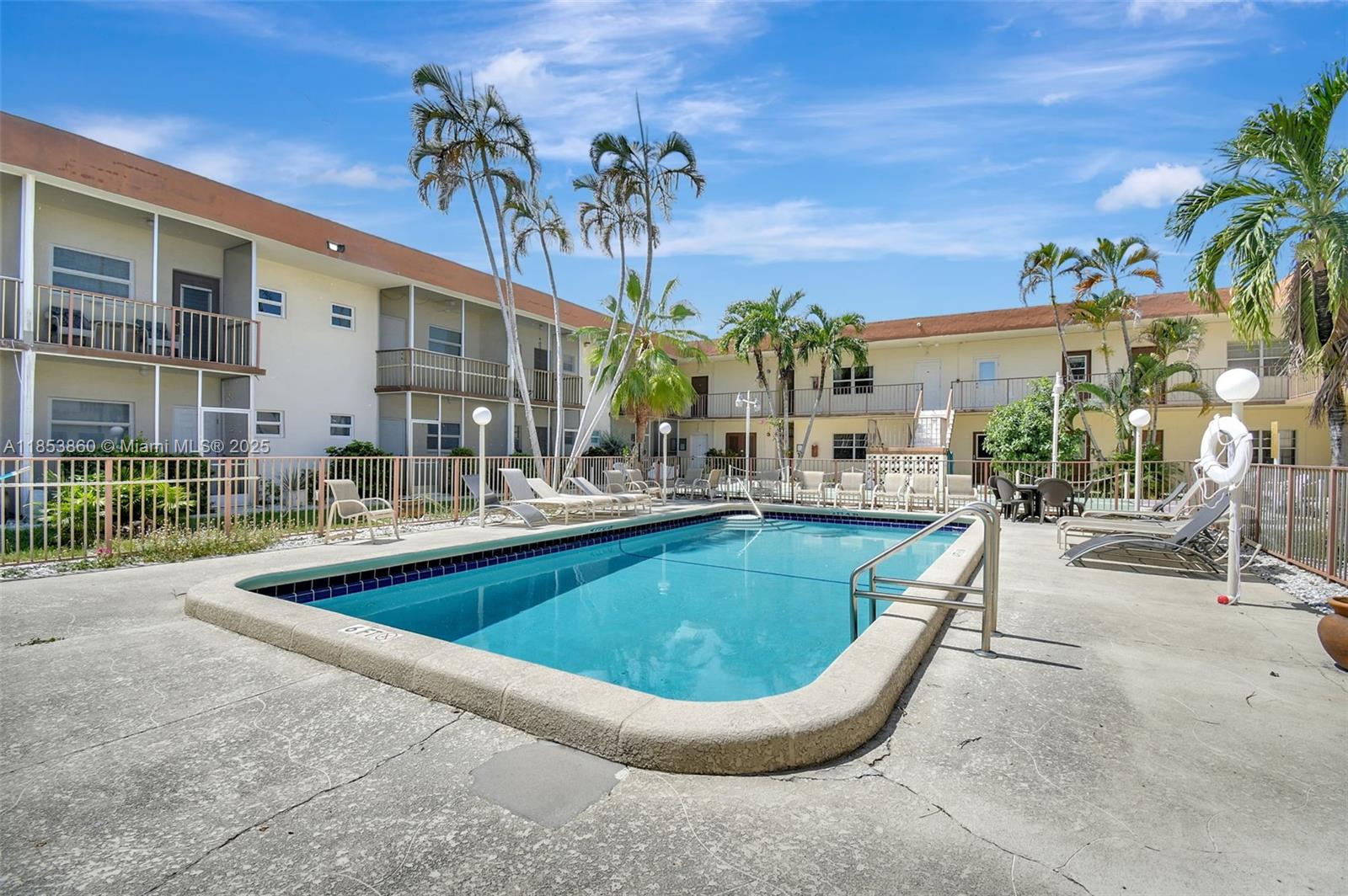 STAR PARADISE CONDO - Residential