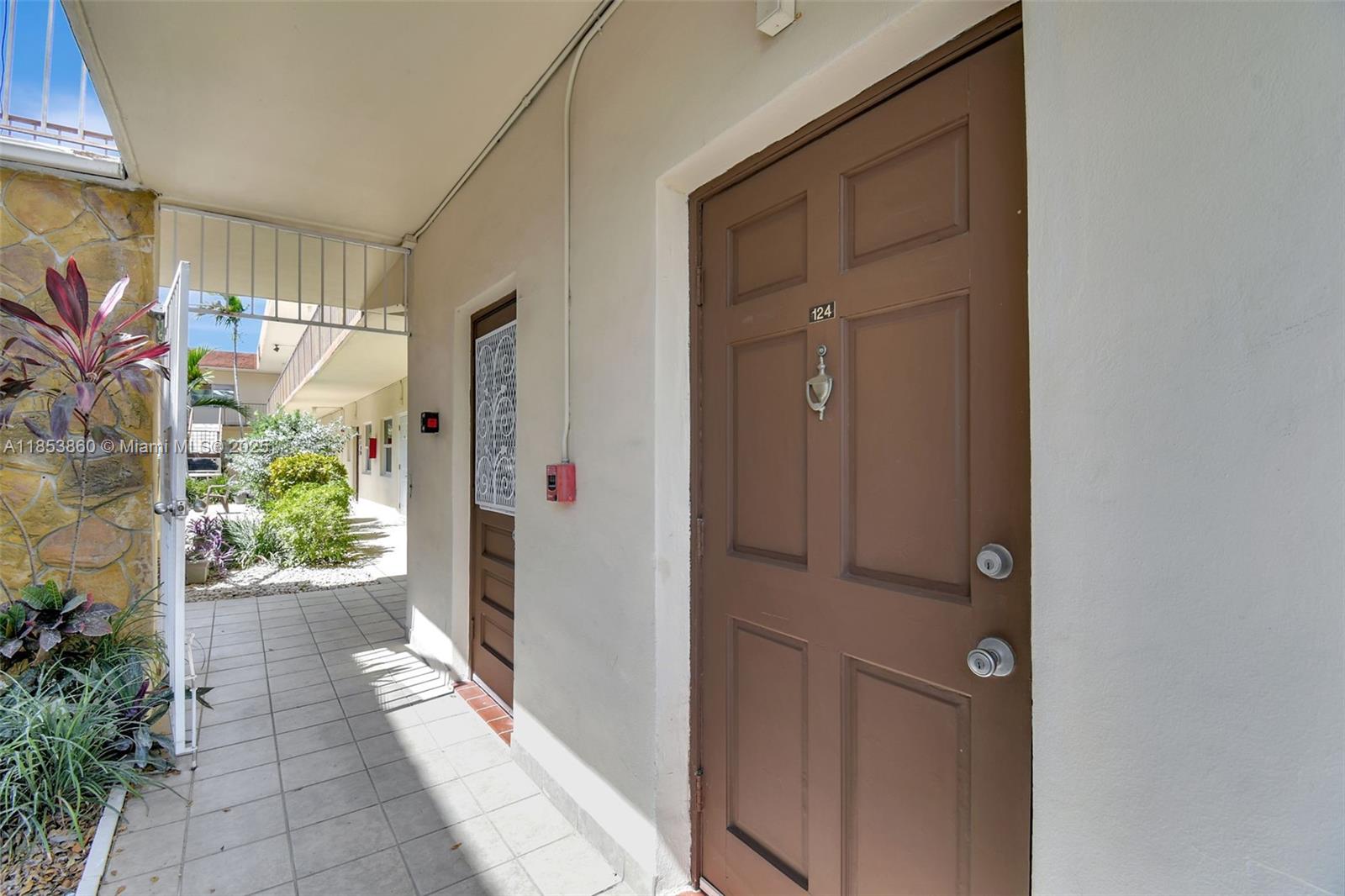 STAR PARADISE CONDO - Residential