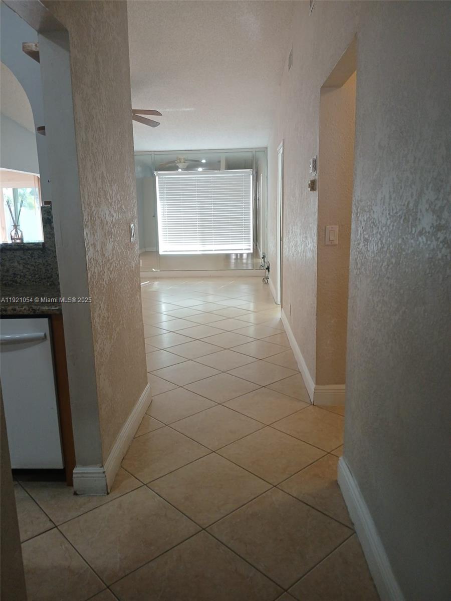 LAKEWOOD ON THE GREEN SEC - Residential Lease