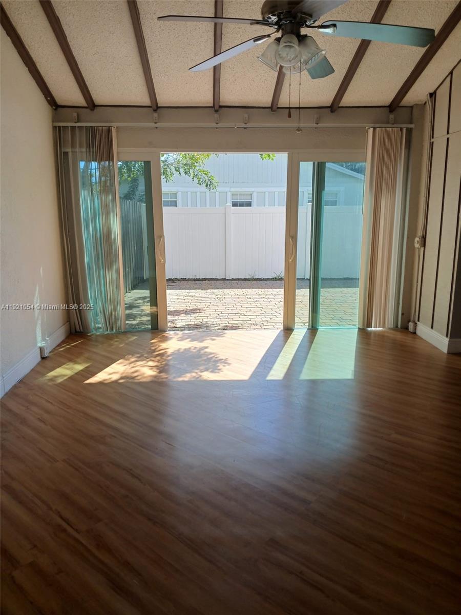 LAKEWOOD ON THE GREEN SEC - Residential Lease