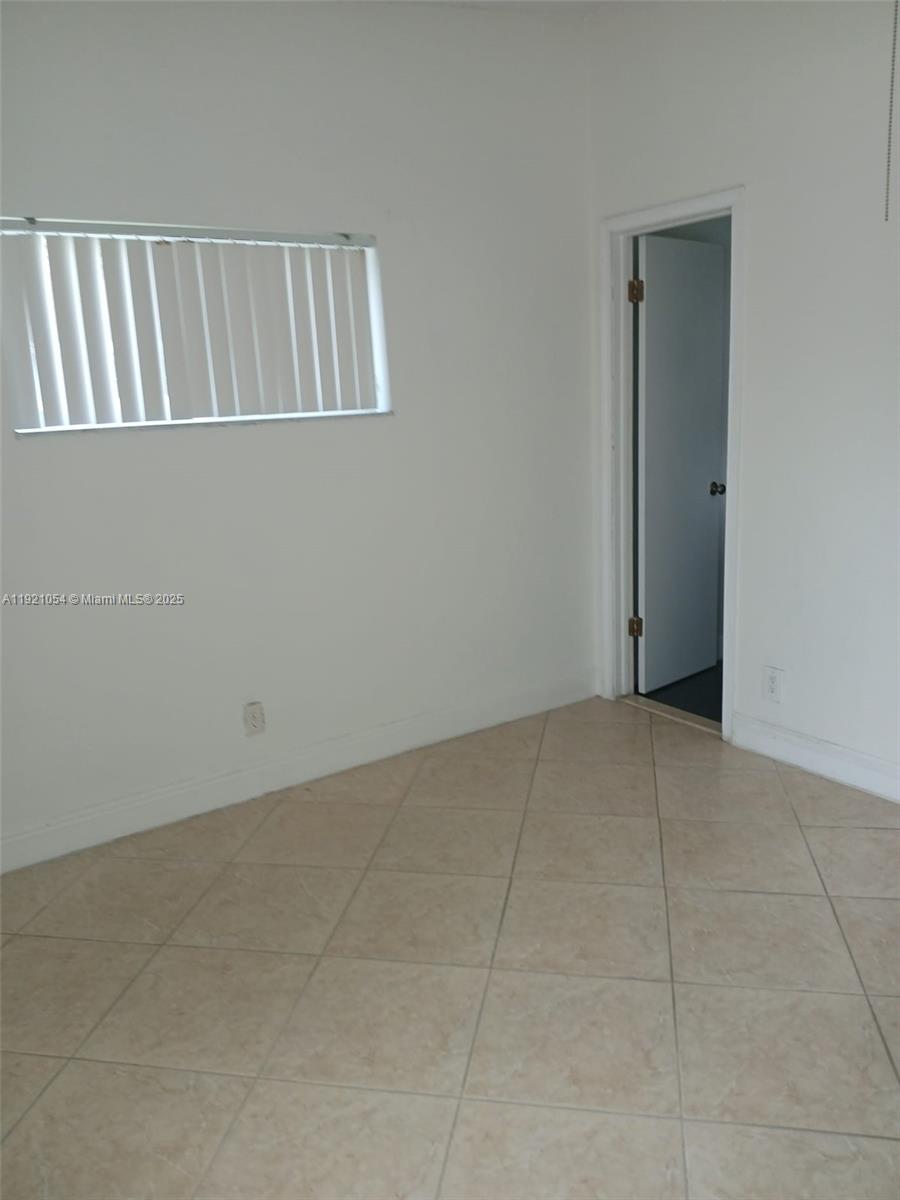 LAKEWOOD ON THE GREEN SEC - Residential Lease