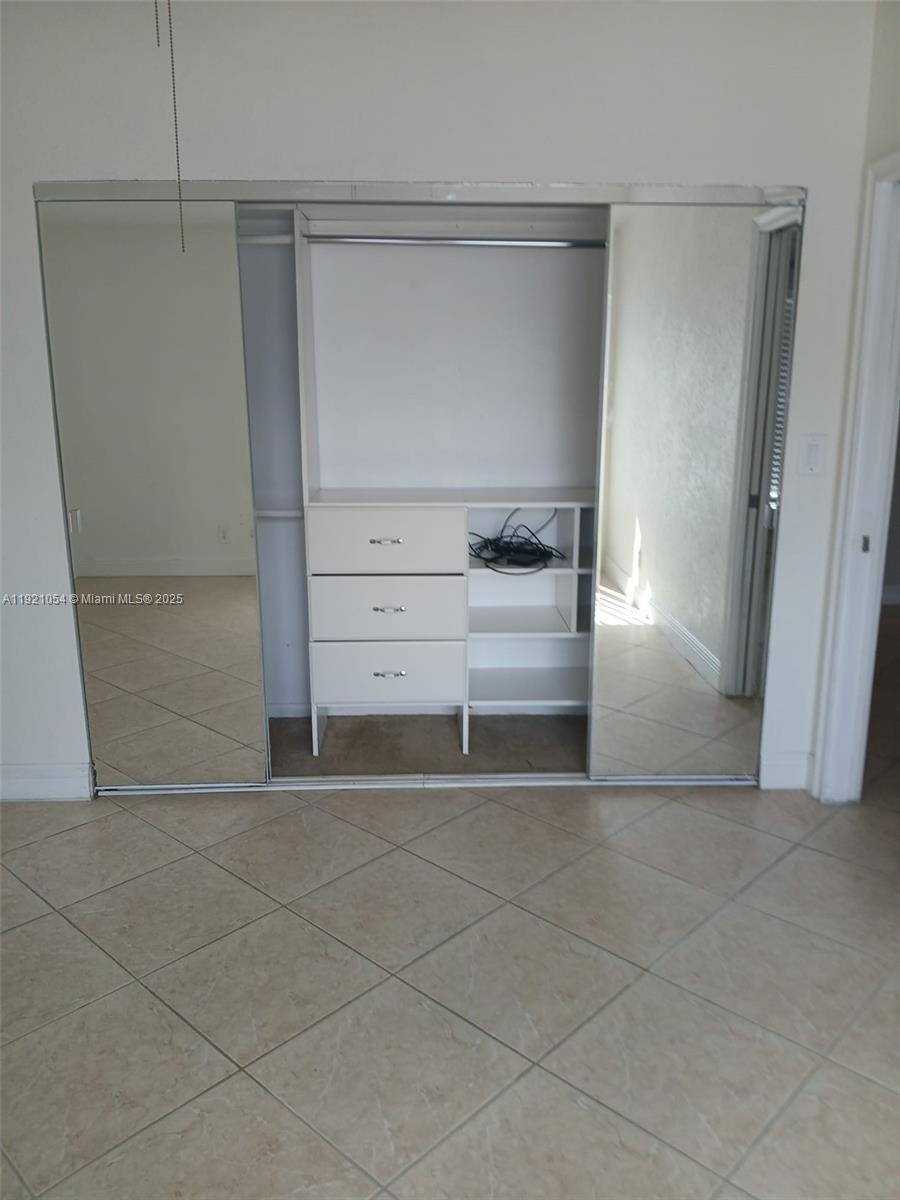 LAKEWOOD ON THE GREEN SEC - Residential Lease