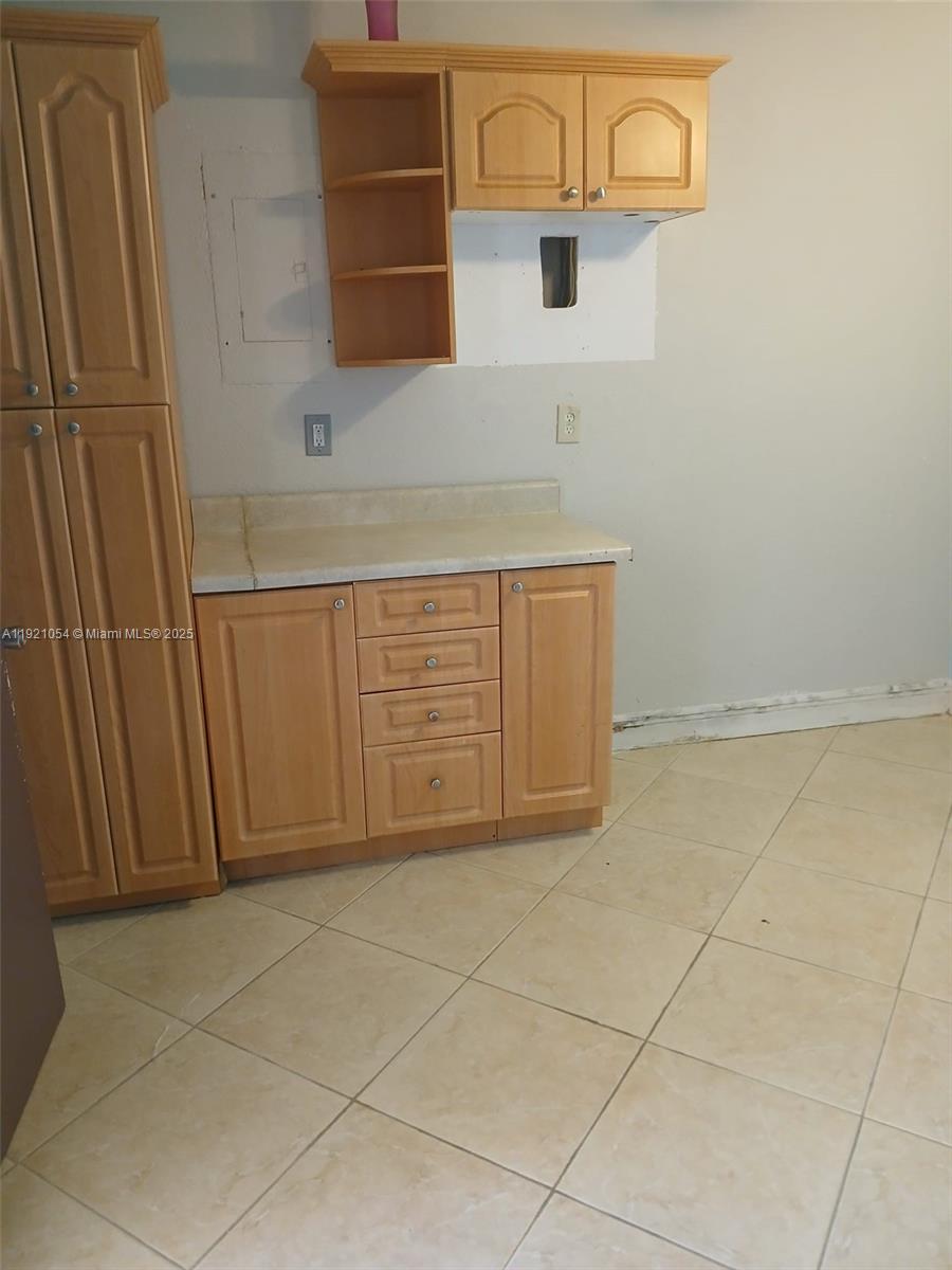 LAKEWOOD ON THE GREEN SEC - Residential Lease