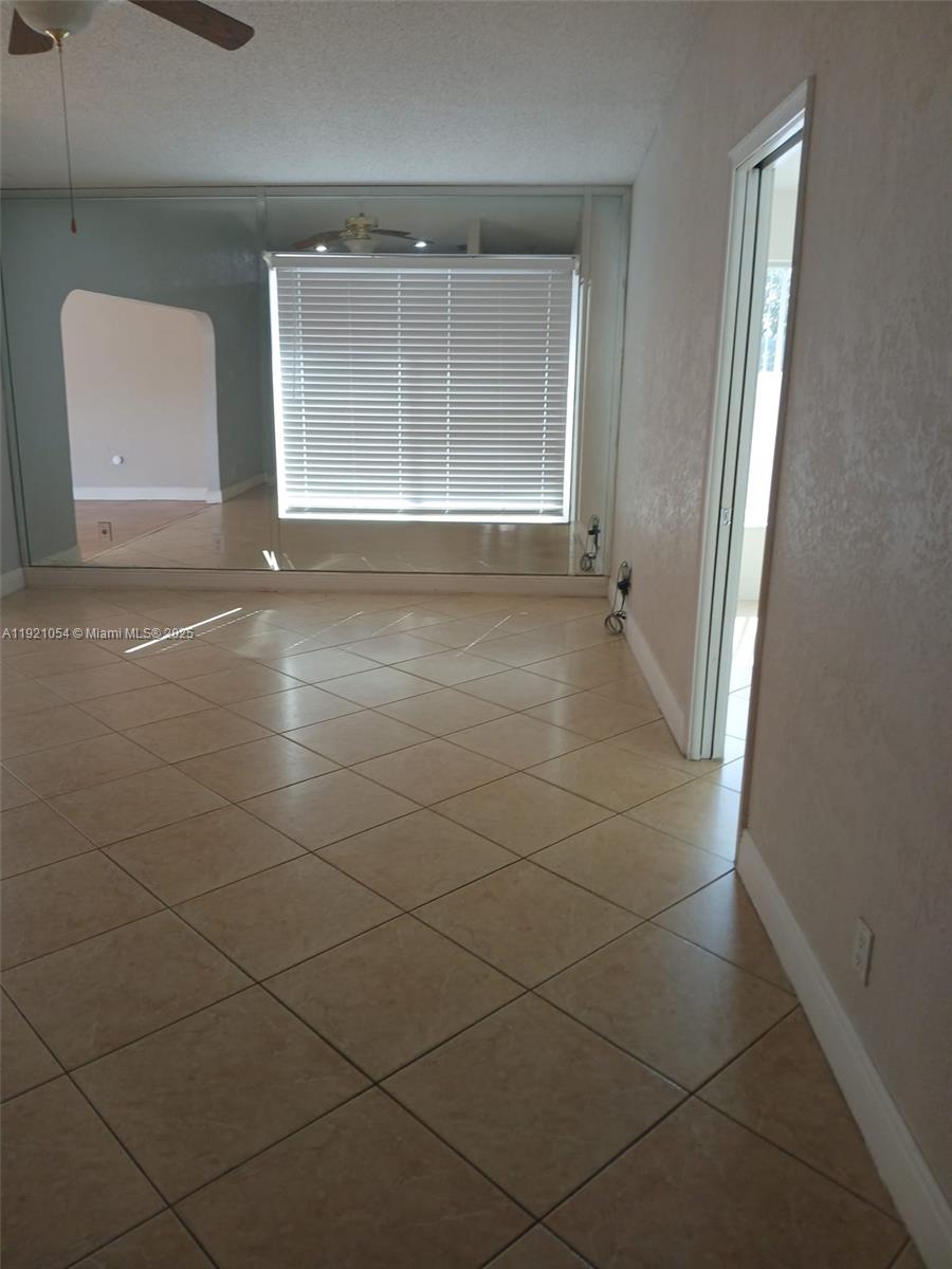 LAKEWOOD ON THE GREEN SEC - Residential Lease