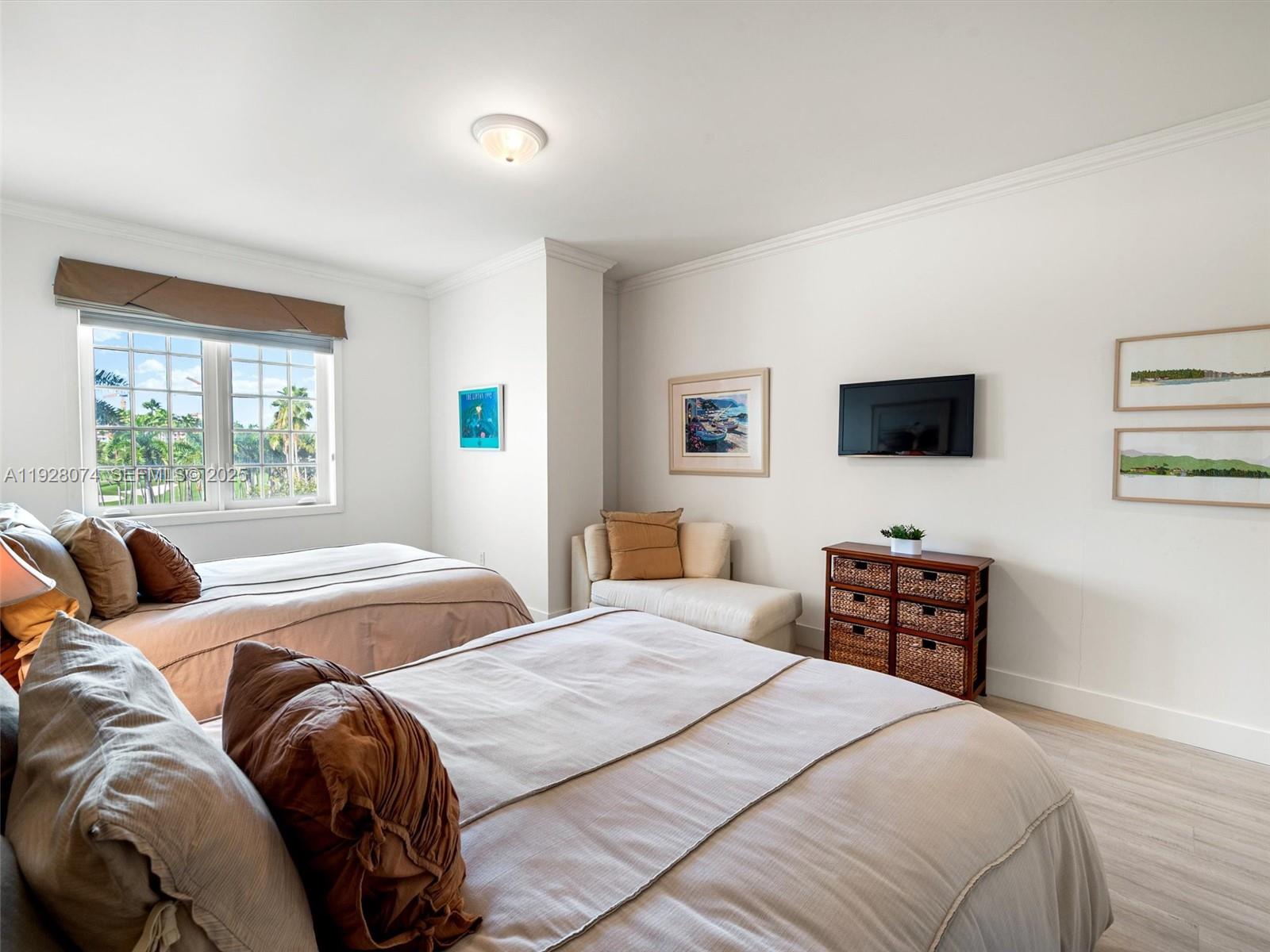 OCEANSIDE @ FISHER ISL CO - Residential