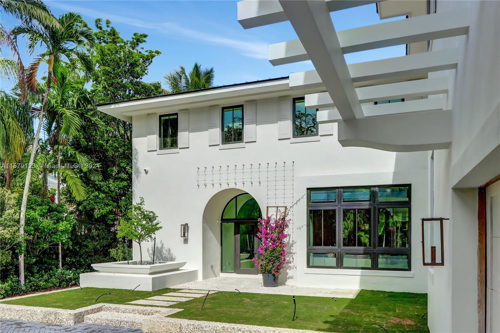 Property for Sale at 3711 Park Ave, Miami, Broward County, Florida - Bedrooms: 5 
Bathrooms: 5.5  - $9,750,000