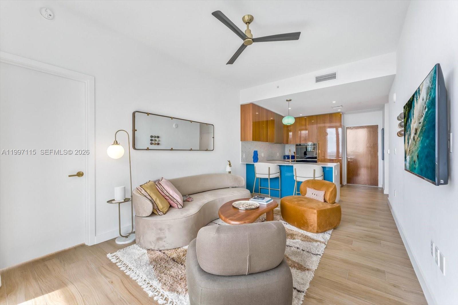 2678 Tigertail Ave 1505