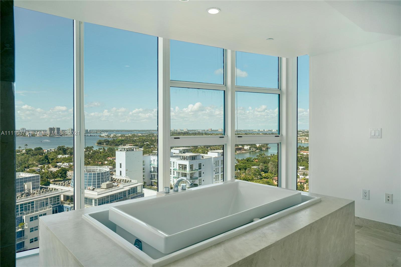 6000 INDIAN CREEK CONDO - Residential
