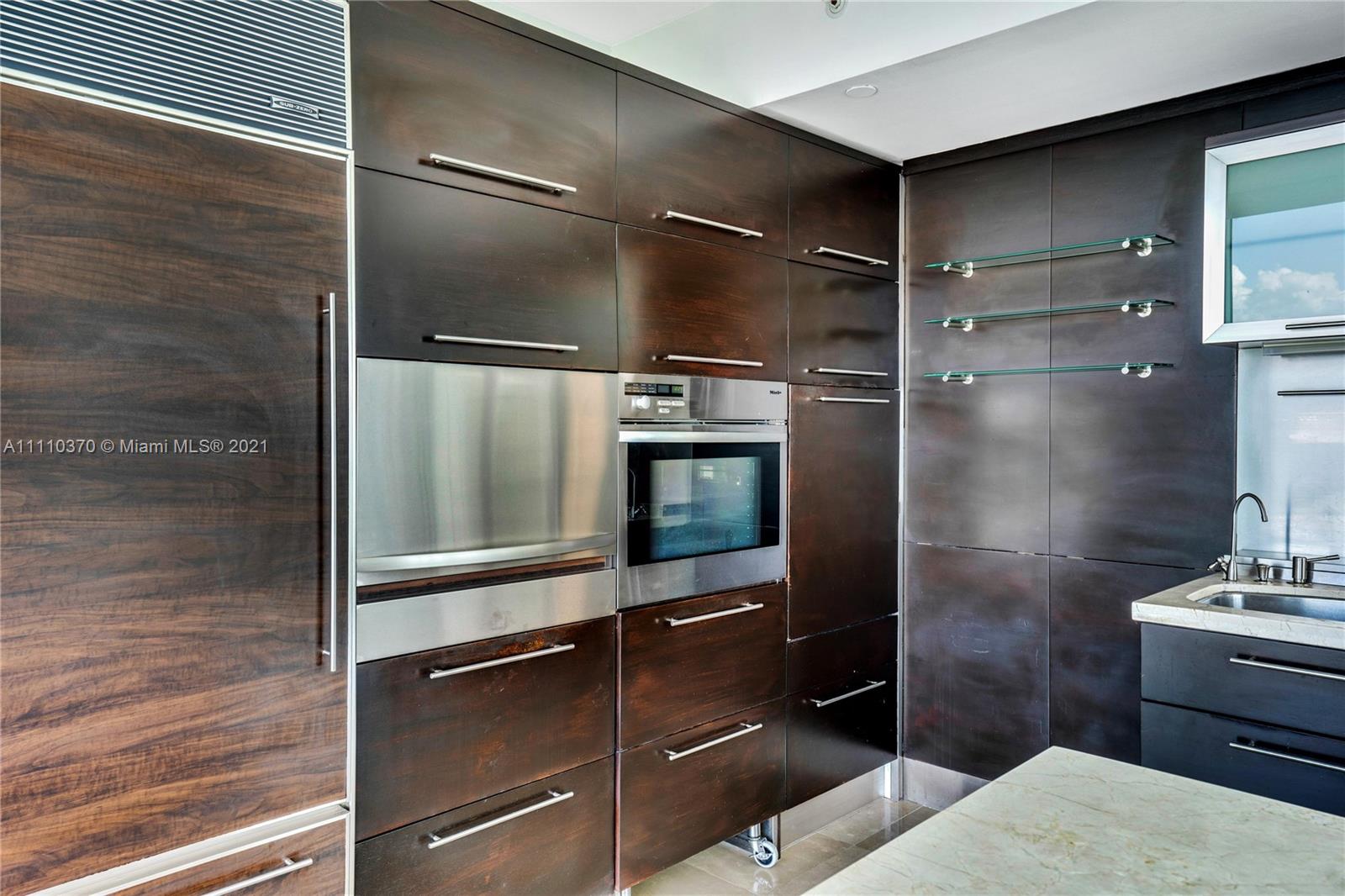 6000 INDIAN CREEK CONDO - Residential