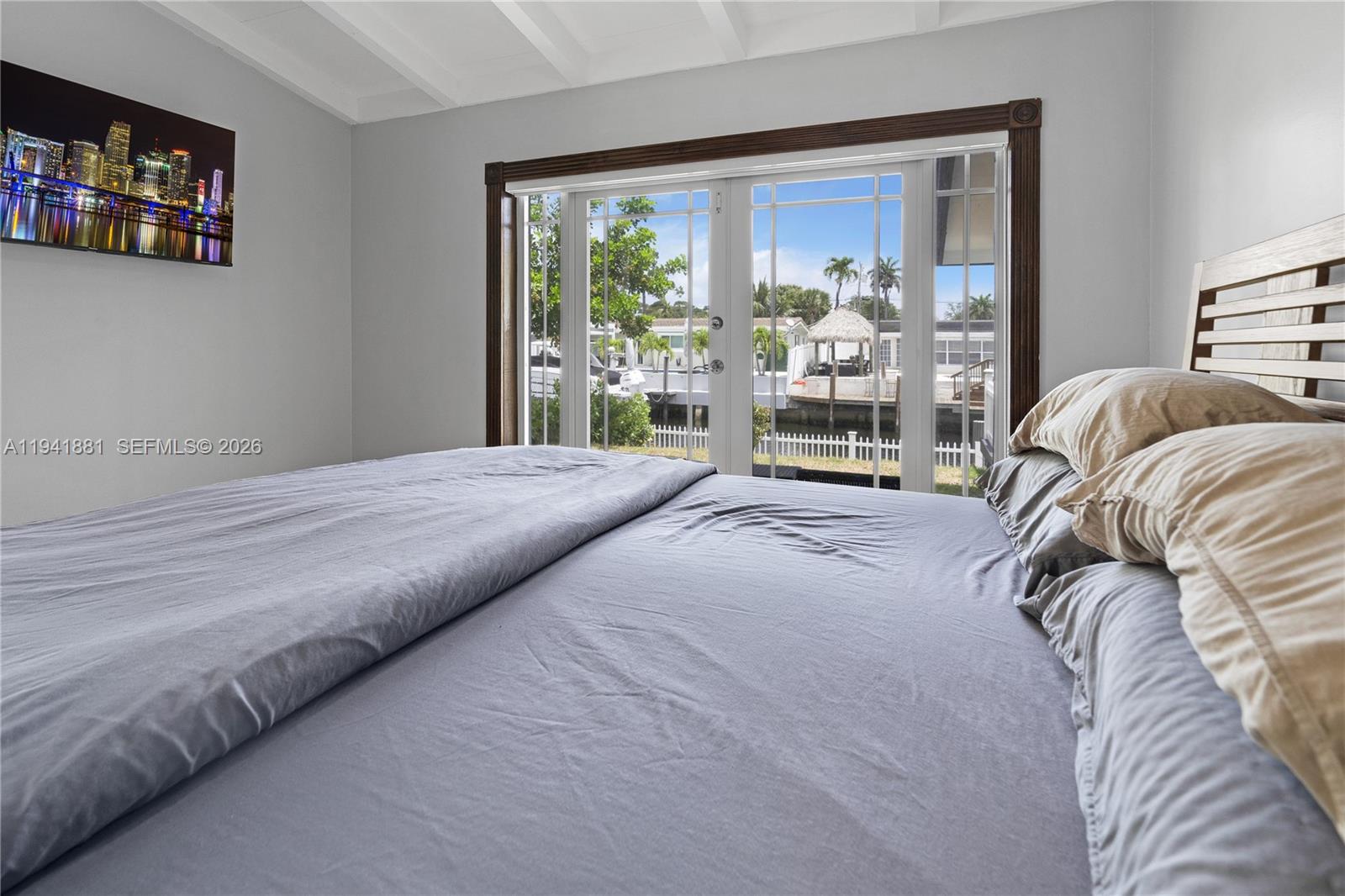 LAUDERDALE ISLES NO 2-BLK - Residential