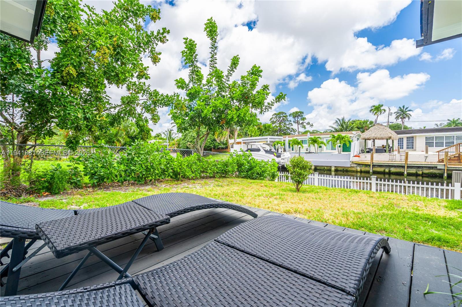 LAUDERDALE ISLES NO 2-BLK - Residential