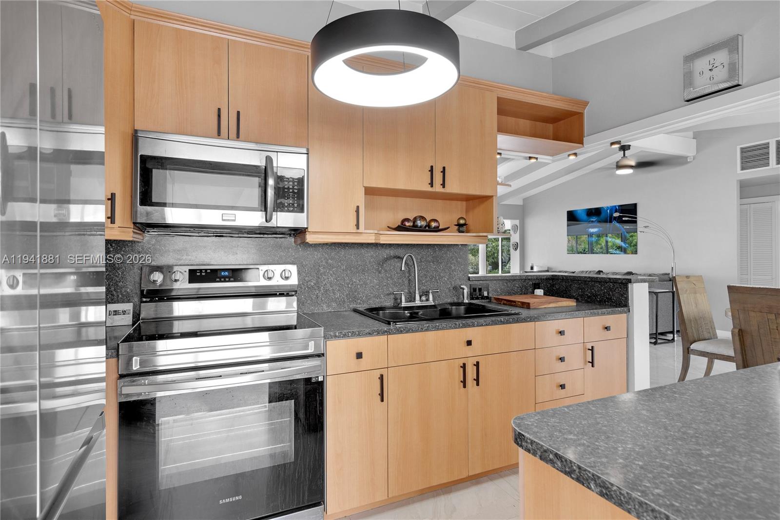 LAUDERDALE ISLES NO 2-BLK - Residential