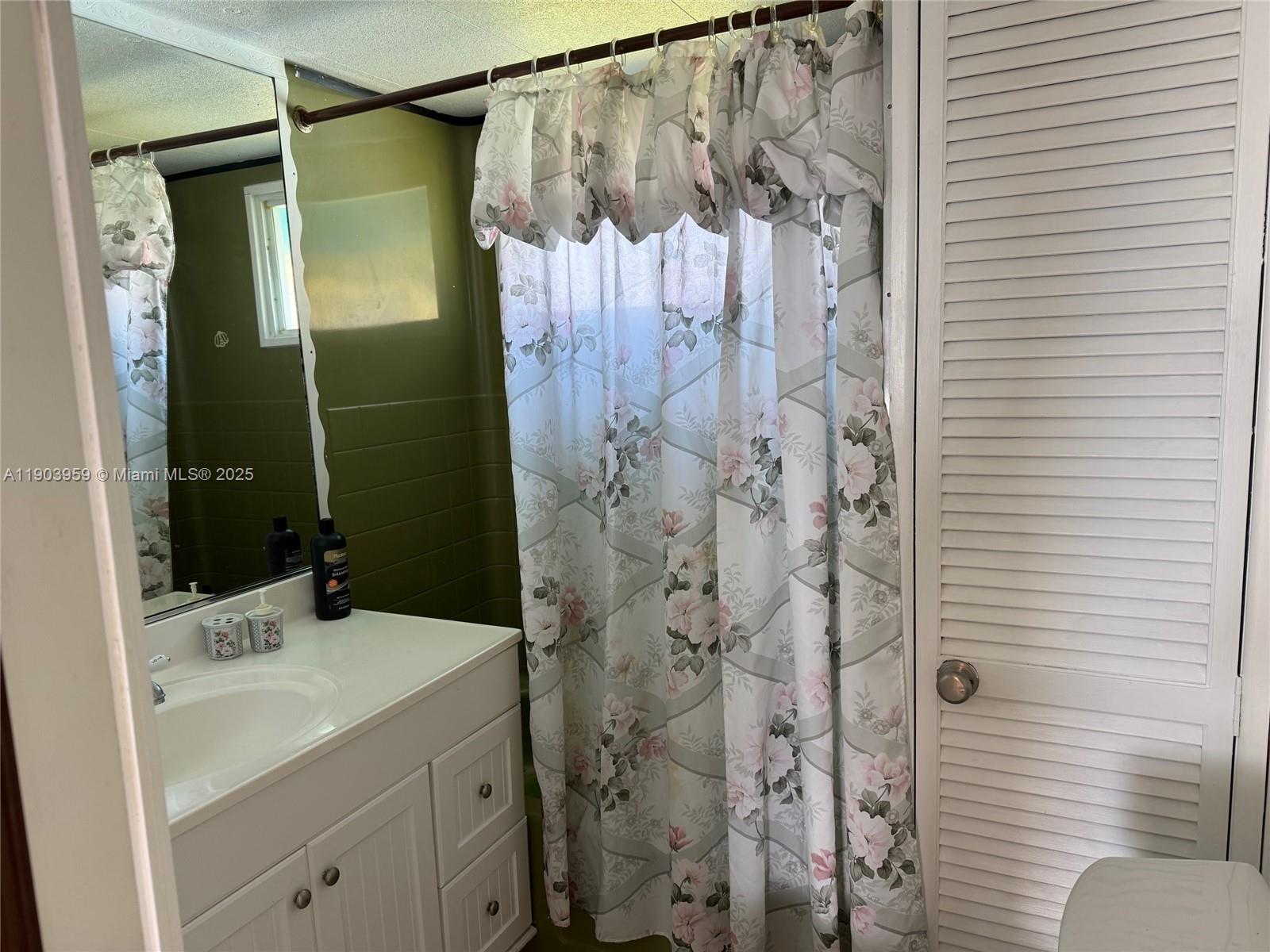 MONROE PARK - Residential Lease