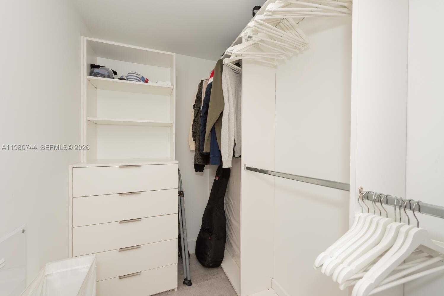 THE HARBOUR NORTH CONDO - Residential Lease