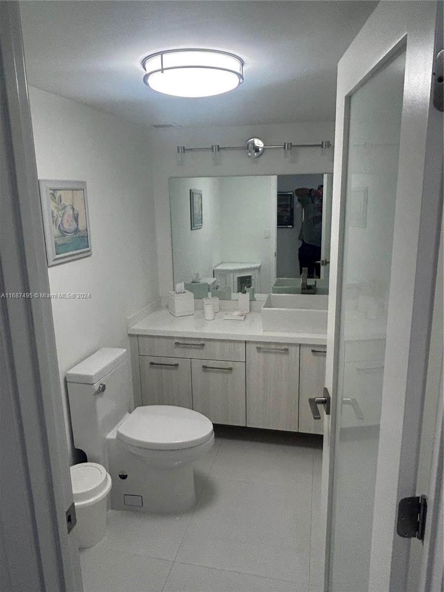 MALAGA TOWERS CONDO - Residential