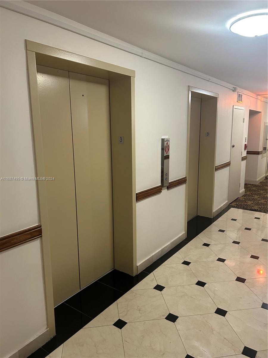 MALAGA TOWERS CONDO - Residential