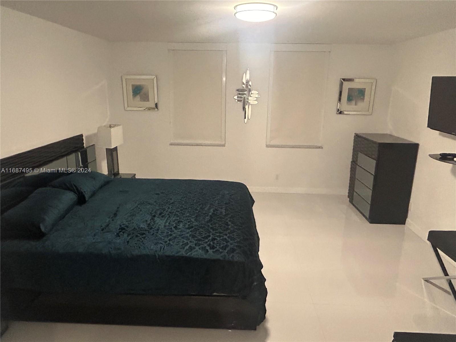 MALAGA TOWERS CONDO - Residential