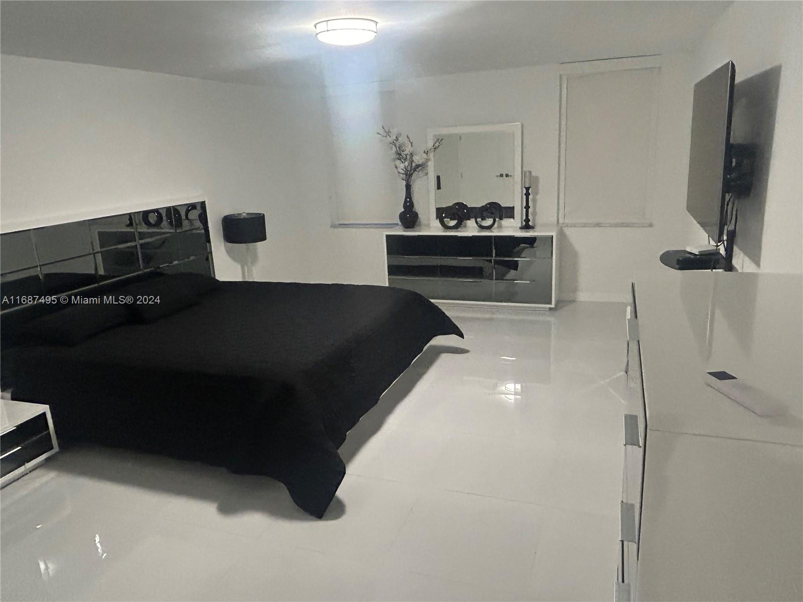 MALAGA TOWERS CONDO - Residential