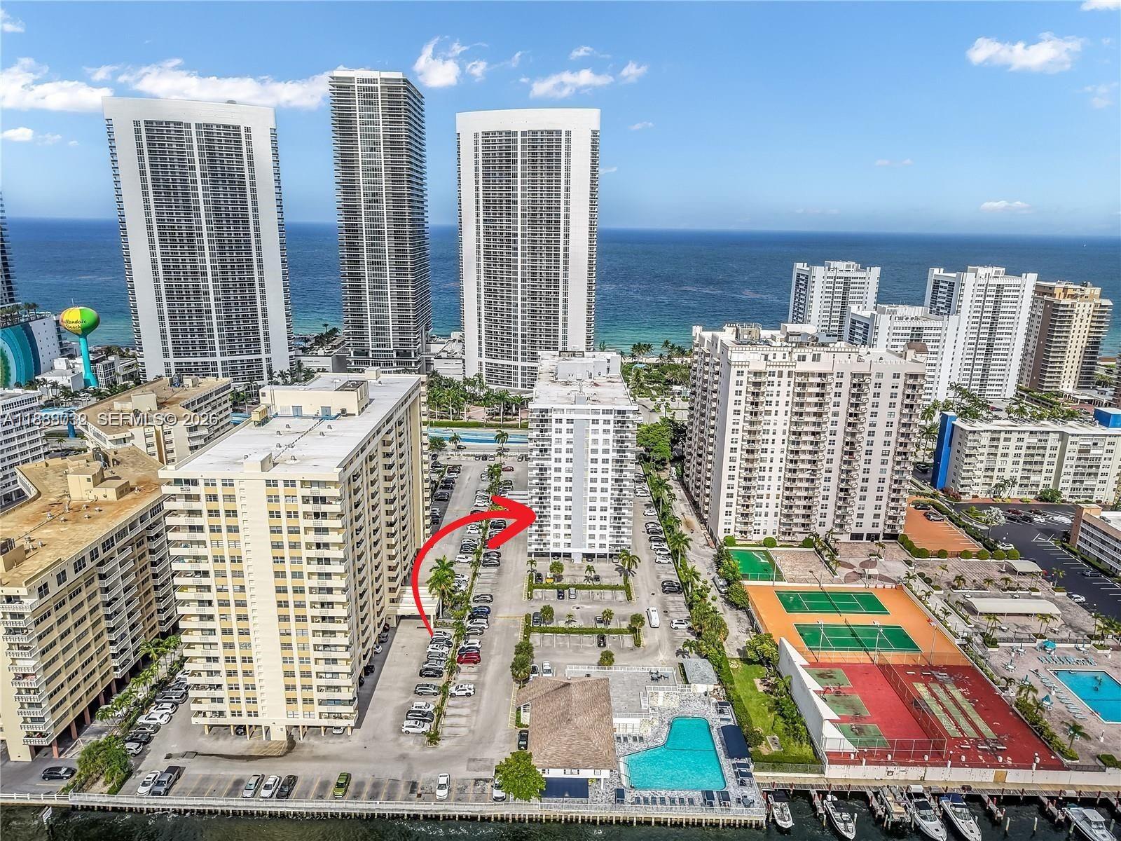 PLAZA TOWERS SOUTH CONDO - Residential