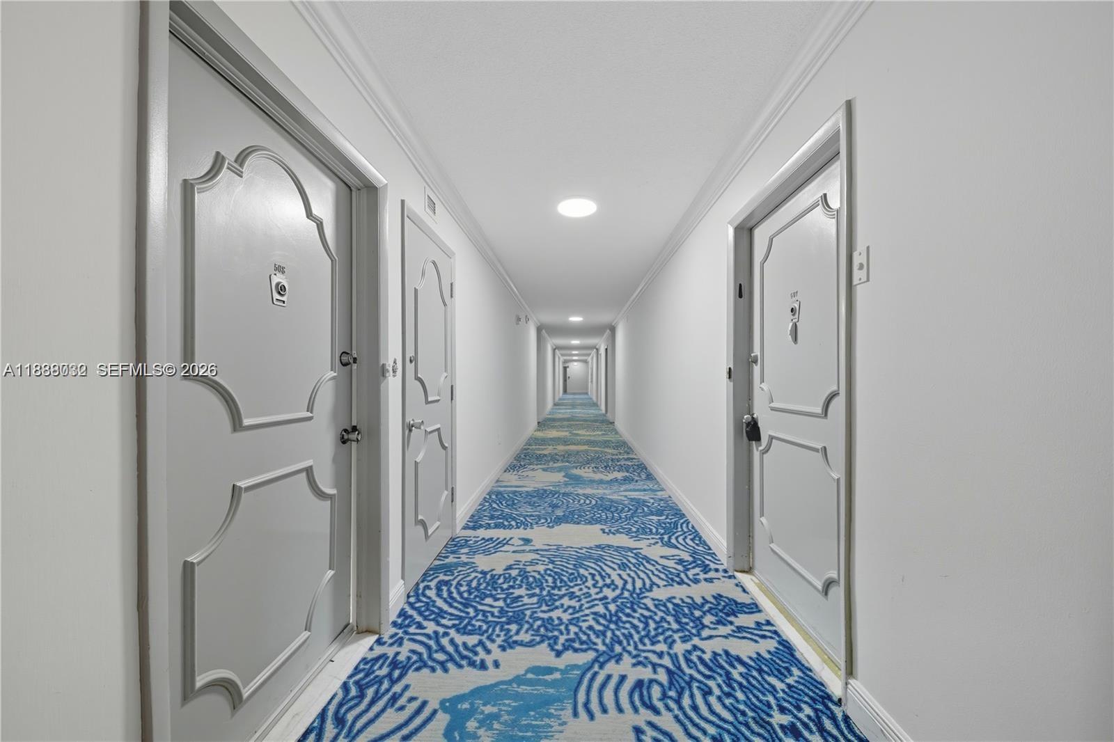 PLAZA TOWERS SOUTH CONDO - Residential