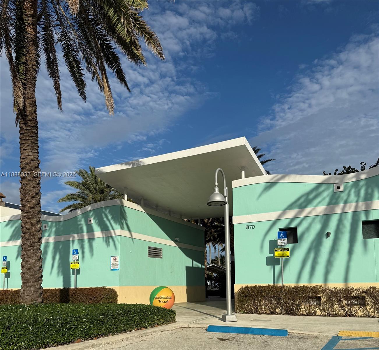 PLAZA TOWERS SOUTH CONDO - Residential